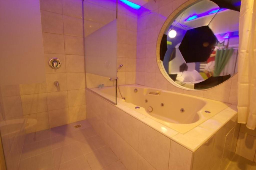 Icon Hotel Manila Phòng bức ảnh