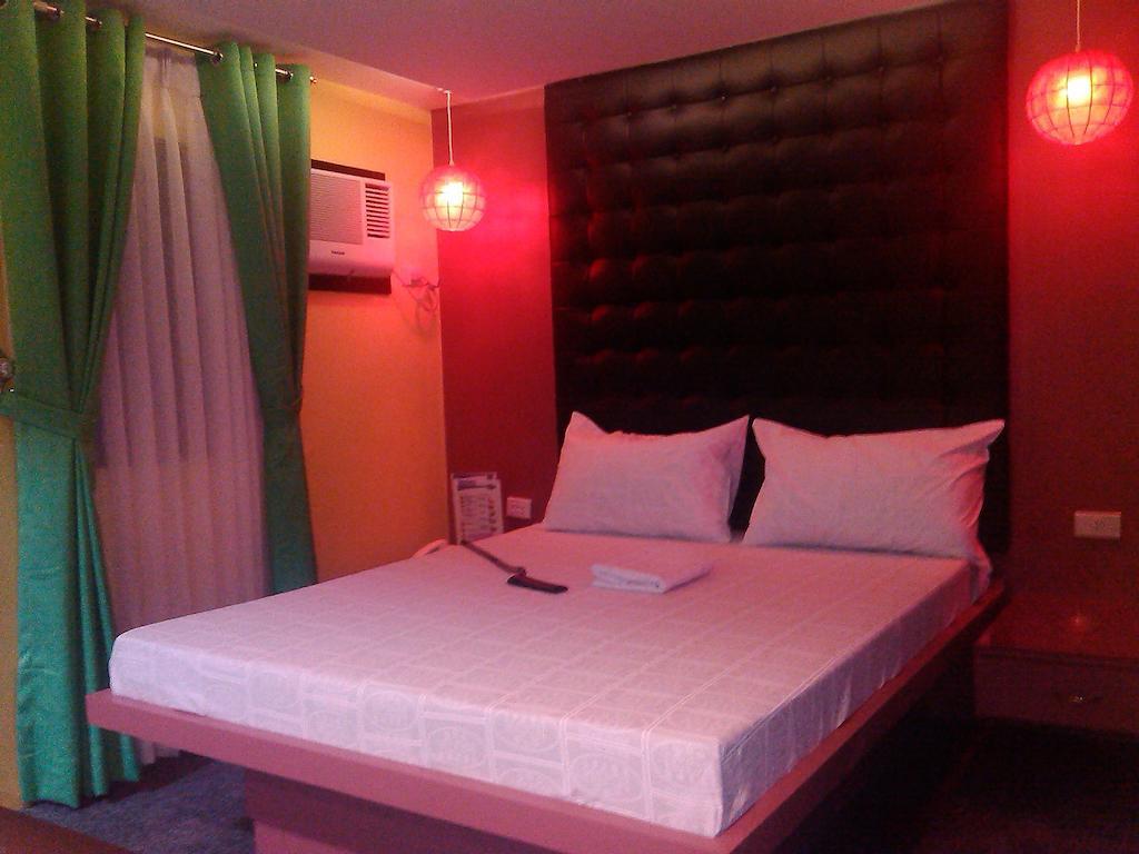 Icon Hotel Manila Phòng bức ảnh
