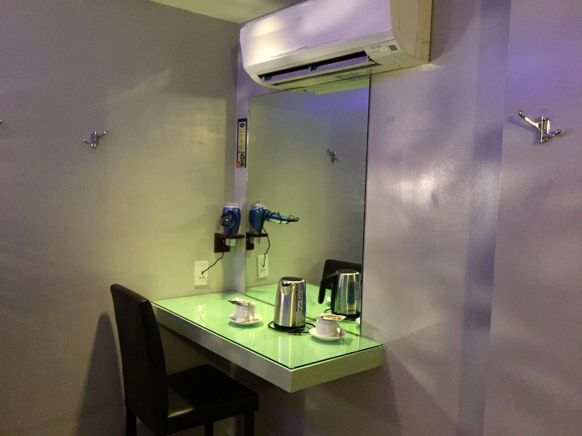 Icon Hotel Manila Ngoại thất bức ảnh