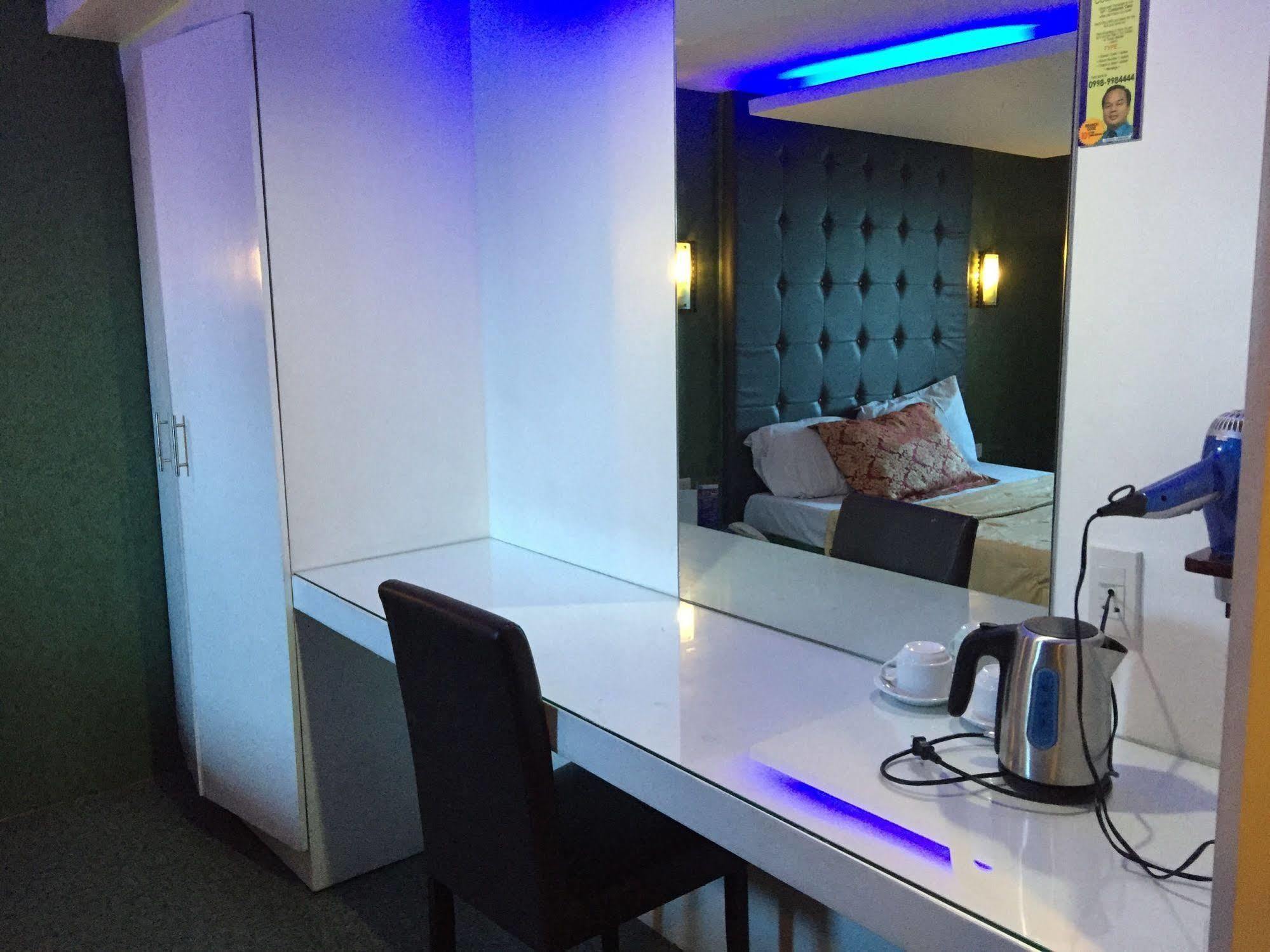 Icon Hotel Manila Ngoại thất bức ảnh