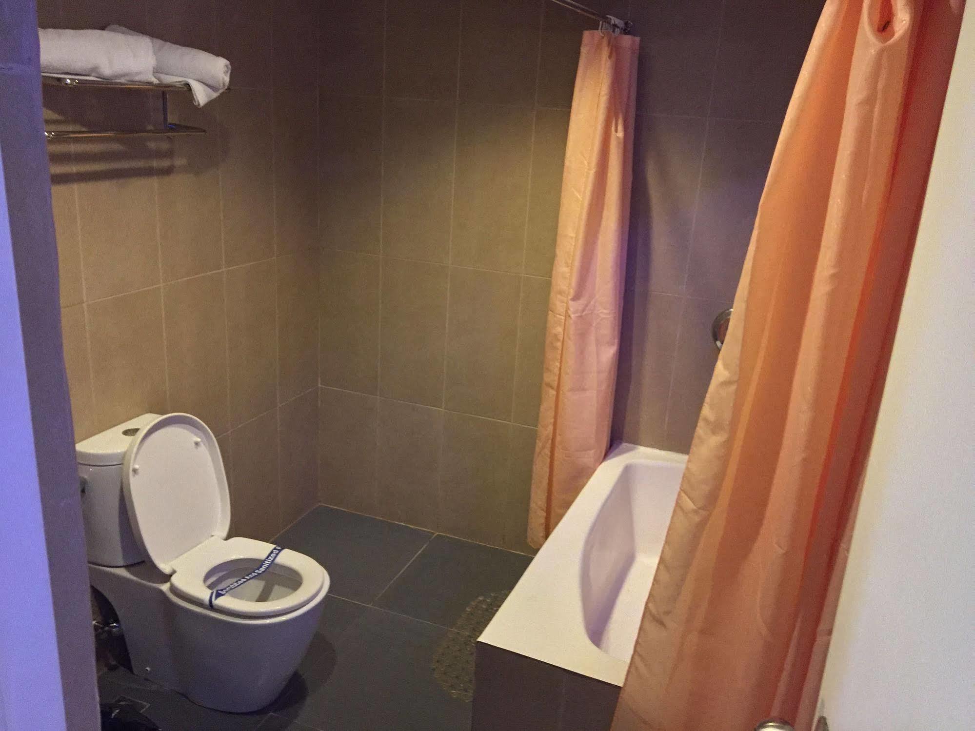 Icon Hotel Manila Ngoại thất bức ảnh